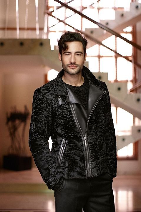 Página de pin - conjunto de chaqueta de piel