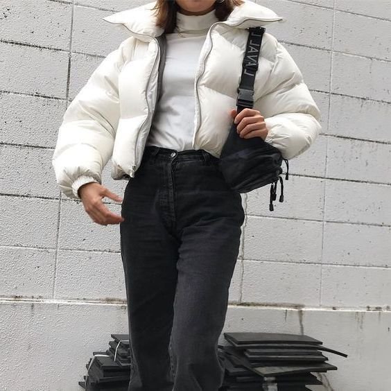 Qué llevar con chaquetas acolchadas para mujer este invierno: La mejor guía 2023 - LadyFashioniser.com - Conjunto de chaqueta acolchada corta