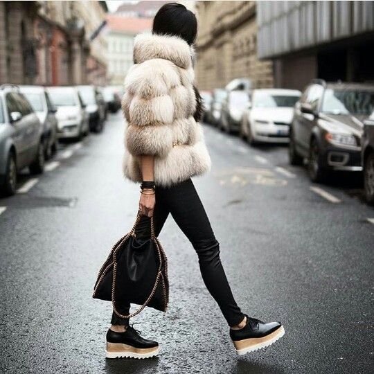 Página de pin - conjunto de chaqueta de piel