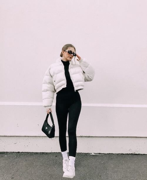 18 Ideas de Conjuntos con Chaquetas Acolchadas Blancas para Mujer [2023]: Formas Lindas de Combinar una Chaqueta Acolchada Blanca - Conjunto de Chaqueta Acolchada Corta