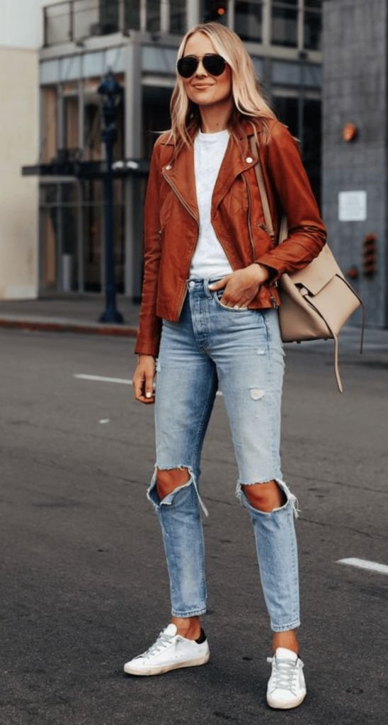 5 maneras increíbles de usar una chaqueta de cuero y lucir siempre súper elegante este otoño - conjuntos de chaqueta de cuero marrón para mujer